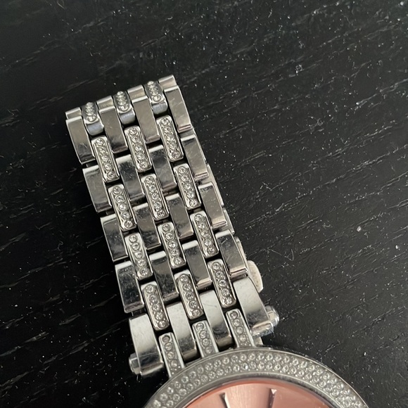 Michael Kors Watch - Picture 3 of 7